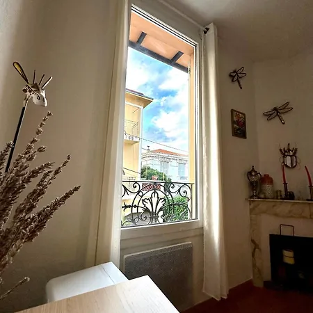 10-15 Min To Railway, Beach, Marketplace Apartament